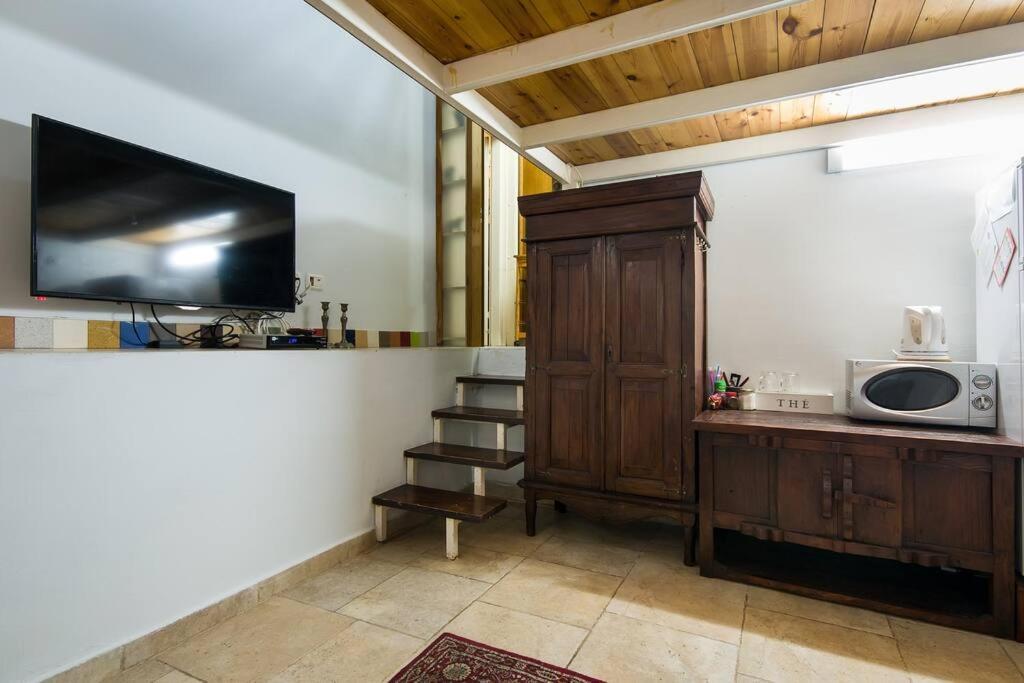 Ahuzat Shaul - Apartment Hadera Bagian luar foto